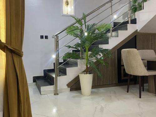 HST - 3BED Duplex Chevron - Lekki in Lekki