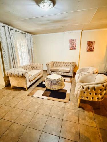 Grey shade Grey shade