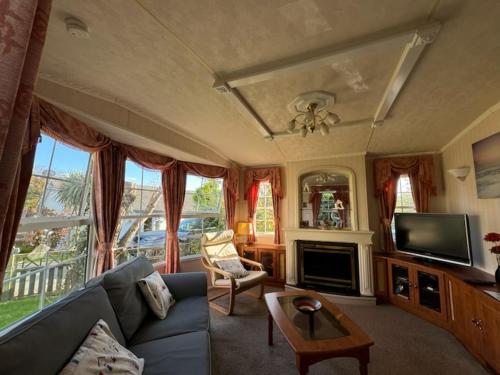 “Ty Hir Caravan” Moelfre 5