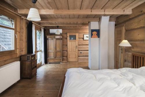 Holzvilla Nähe Krakau (Holzvilla Nahe Krakau) in 克日茲華克茲卡