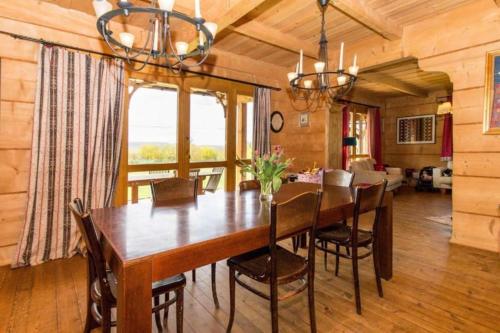 Holzvilla Nähe Krakau (Holzvilla Nahe Krakau) in 克日茲華克茲卡