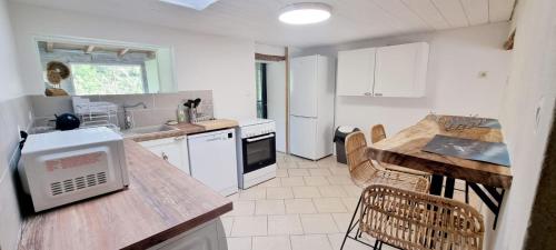 Domaine du Moment Présent (Domaine du Moment Present) in แซ็ง-มาร์แต็ง-เดอ-บูโบ