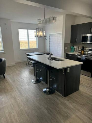 Spacious 3 bed 2 bath with attached garage, Regina (foto 5)