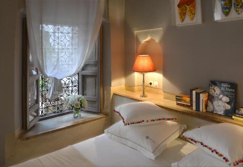 Patio Junior Suite room in Riad Dar Housnia