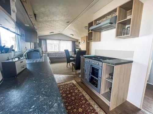 Exterior view, Homely 8 Berth Caravan In Essex, At Steeple Bay Ref 36046E in Steeple