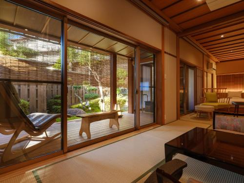 石苔亭いしだSpecial Room with Semi Open-Air Hot Spring Bath - 109 - Chigiriki
