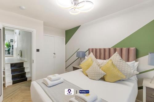 Last-Minute Specials ! Last Chance l Lavender Hill l Exclusive Deal on 2 Bedroom, High Spec Luxury Flat By Finesse Stays Short Lets & Serviced Accommodation London With Free WiFi, Londra (foto 7)