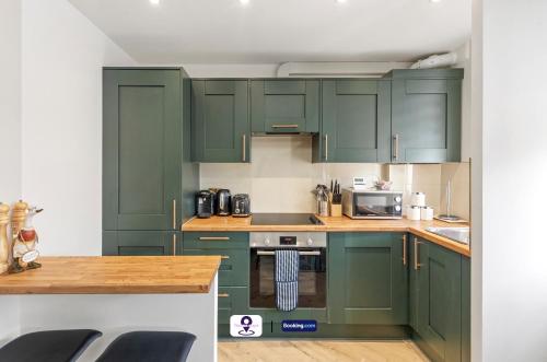 Last-Minute Specials ! Last Chance l Lavender Hill l Exclusive Deal on 2 Bedroom, High Spec Luxury Flat By Finesse Stays Short Lets & Serviced Accommodation London With Free WiFi, Londra (foto 3)