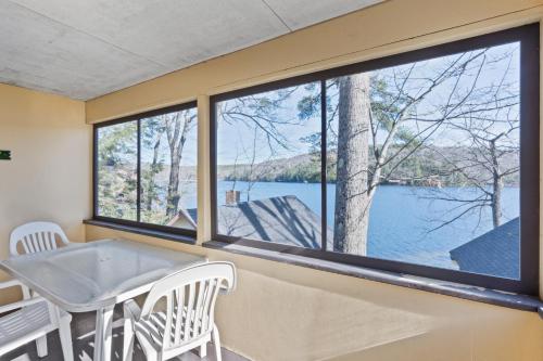 Waterfront 2 bedroom on Squam (unit 12) - image 7