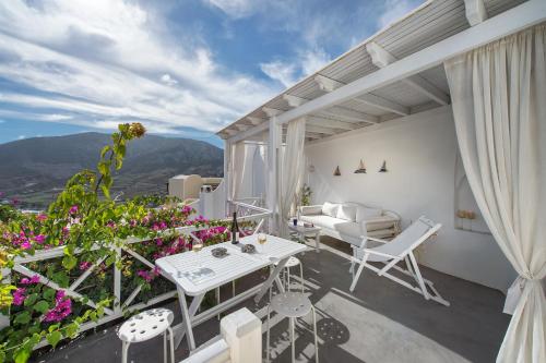 White Cave Private Villa - image 2