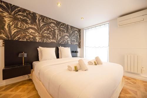Cosy flats- NOTRE DAME, Paris