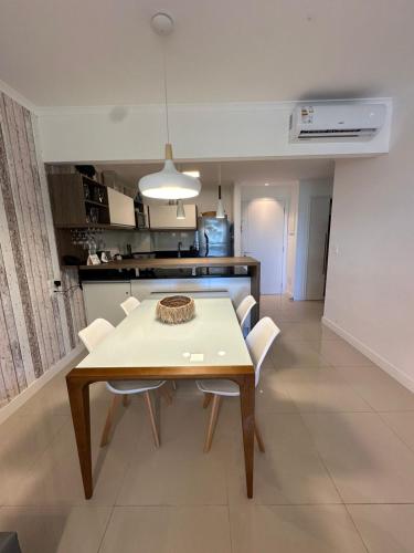 One-Bedroom Apartment image 9