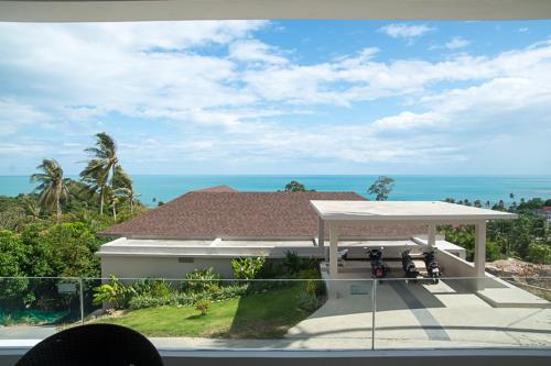 Superior One-Bedroom Apartment image 3