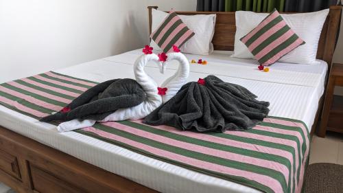 2 bedrooms, 2 beds