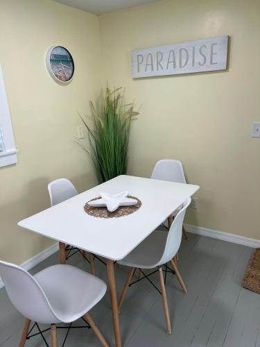 The Sunshine Cottage in New Smyrna Beach, USA