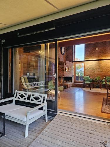 Private room - 4 in a luxury villa CHALET STYLE in เวสเตร โอเกร์