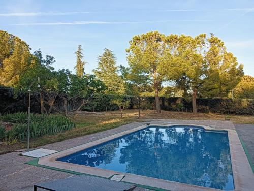 Acogedora Casa de Campo con Chimenea a 30minutos de Madrid gîte à louer Villalbilla