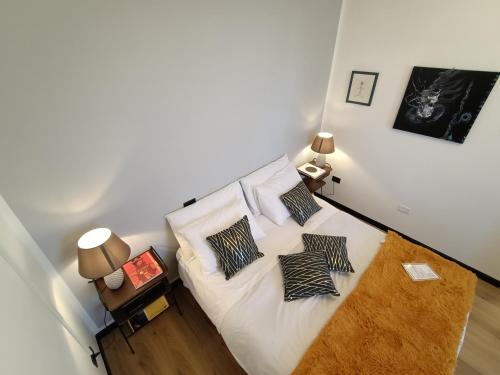 ArtGallery - Suite Superior - camera matrimoniale in Villa, Viterbo (foto 3)