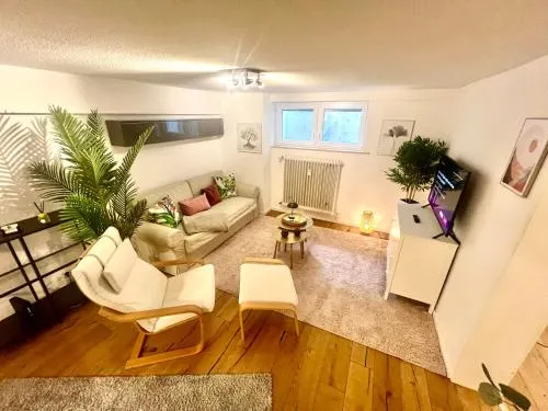 Gemütliche Souterrain Wohnung neben der Universitätsklinik in Homburg in Homburg, Deutschland
