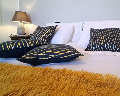 ArtGallery - Suite Superior - camera matrimoniale in Villa, Viterbo (foto 2)