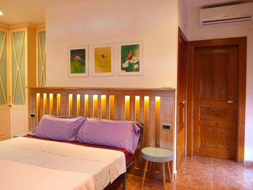 VILLA DU LAC spéciale pour famille avec enfant (VILLA DU LAC speciale pour famille avec enfant) in Riudecanas