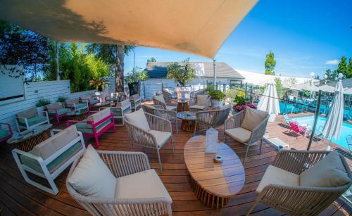 Erkély/terasz, Hotel Du Golf in Saint-Etienne