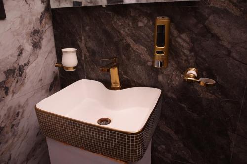 Elite Elegance Inn Isb - main image