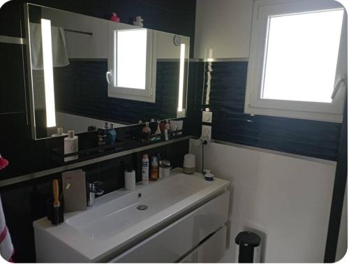 Maison de famille proche de la mer gîte à louer Lannilis