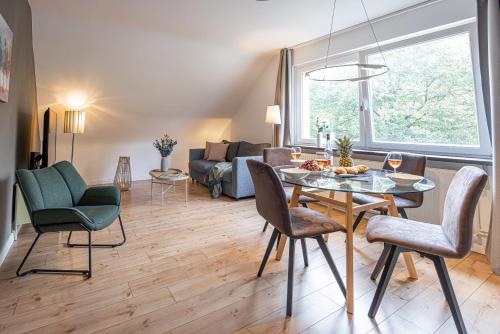 have-a-nice-Stay - U-Bahn nach Hamburg 150m- Bäcker & Restaurants 200m - Lidl 800m - Zentrum 1,5km have-a-nice-Stay - U-Bahn nach Hamburg 150m- Bäcker & Restaurants 200m - Lidl 800m - Zentrum 1,5km