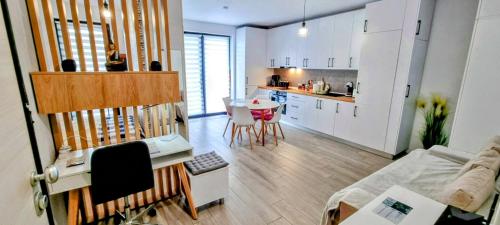 ATENEO ApArt Hotel - Studio DeLuxe - MODERN Apartment with Big Balcony and Free Parking Room Type - Deluxe Apartment