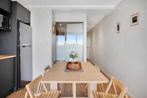 City Escape Apt with Views Pool - Gym, Auckland (Foto 4)