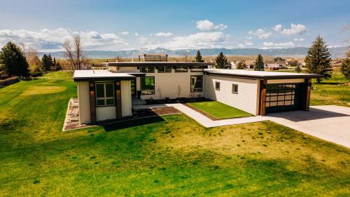 Contemporary Wyoming Luxury · Ranchester