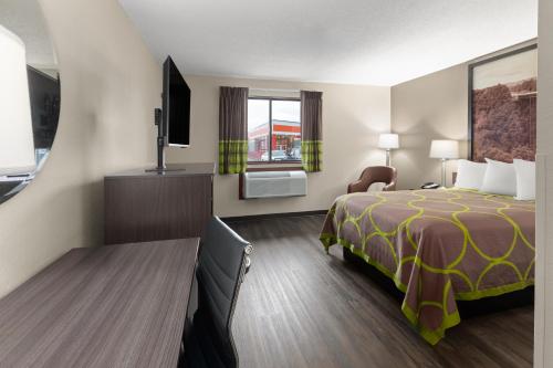 Super 8 by Wyndham Summersville/New River National Park in Summersville