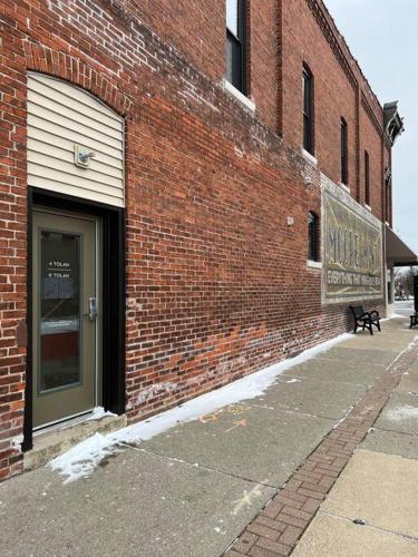 Spacious, Vibrant Downtown Apt Between Ann Arbor and Detroit Spacious, Vibrant Downtown Apt Between Ann Arbor and Detroit