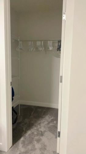Private room in Langdon in Chestermere, Kanada