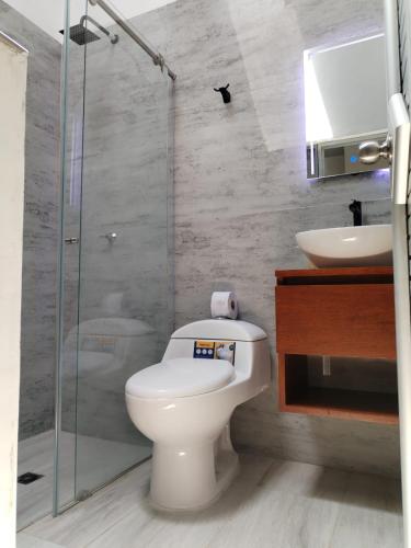 Shower, Casa La Ceiba in San Jose Del Guaviare