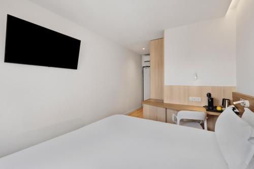 1 queen bed