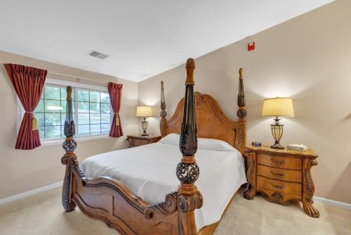 Grand Wood Suites - 3rd Floor Back Side Penthouse Suite 306 in Nashville, USA