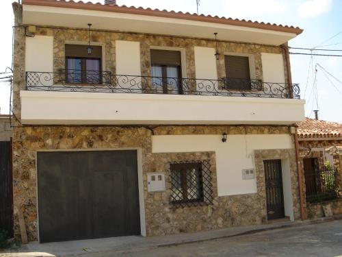 Bejárat, Apartamentos Serrano in Ribagorda