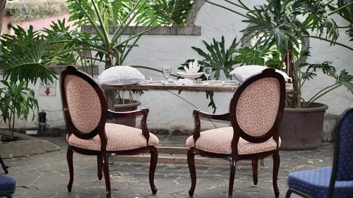 . Hotel Lempirita