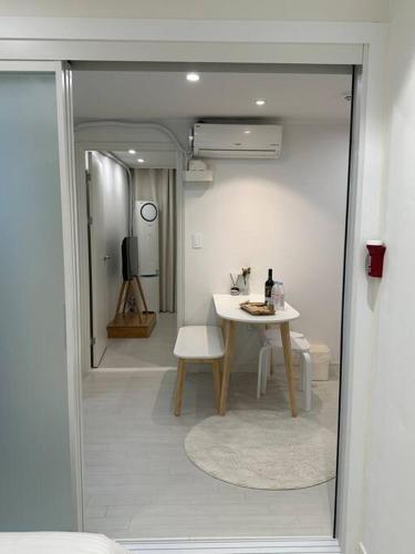 NEW OPEN - Stay Seul in Hongdae, Сеул (фото 9)