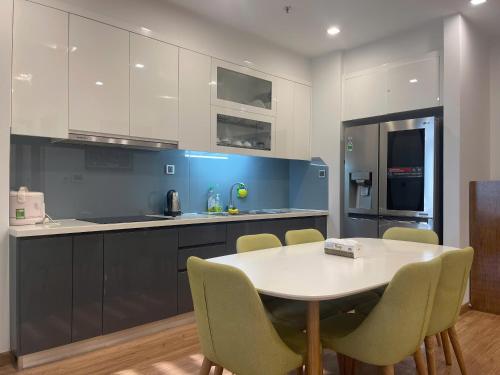 Two-Bedroom Apartment with Balcony image 7