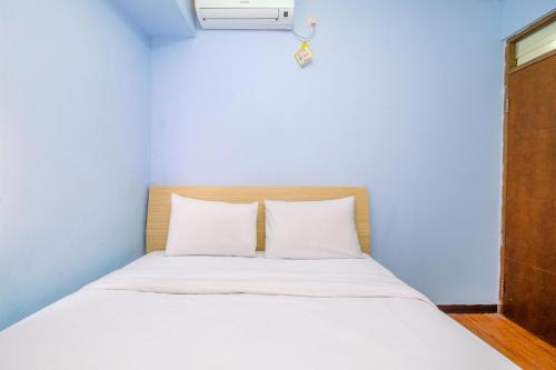 Two-Bedroom Apartment image 6