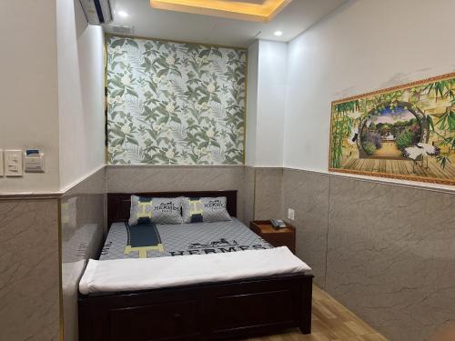 Double Room with Balcony image 4