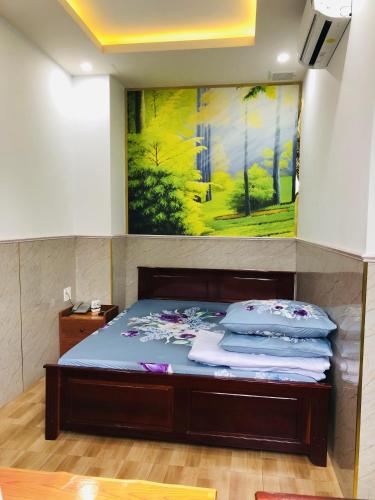 Double Room with Balcony image 3