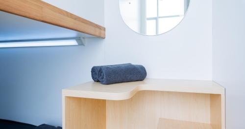Bobopod Malioboro, Yogyakarta Room Type - Earth Double