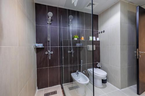 Executive Suite image 8