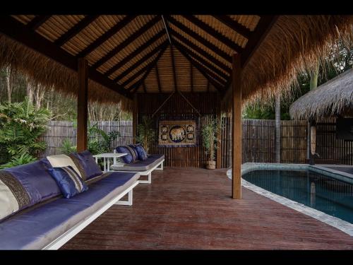 Warm spa, pool & Fireplace - Coolum Bali Gardens, Coolum Beach (fotografie 6)