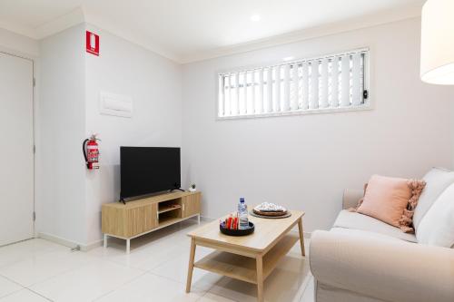 Smart Suites Self Check-in Apartments - Freney Park - Ipswich Smart Suites Self Check-in Apartments - Freney Park - Ipswich