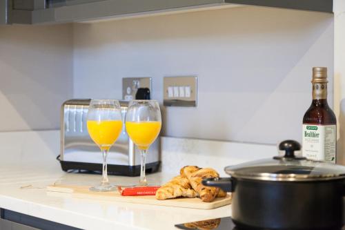 2 Bedroom Flat - Long Term Stay Rates- Contractors-Professionals-Relocation, Leeds (Foto 8)